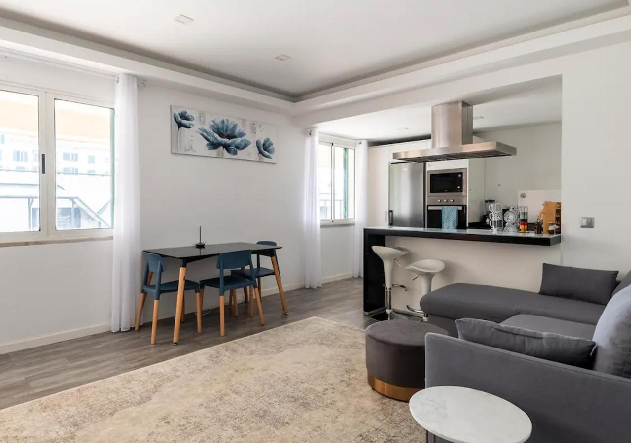 Lovely 1-bedroom With Parking Ocean View Appartement Funchal (Madeira)